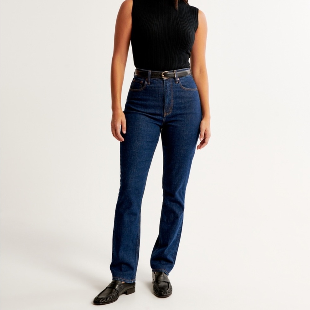 Abercrombie Curve Love Ultra High Rise 90s Slim Straight Jeans - 25 Short